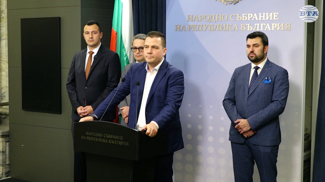 Докладчикът за напредъка на РСМ към ЕС Томас Вайц отива на поправителен изпит благодарение на българския парламент, смятат от ИТН