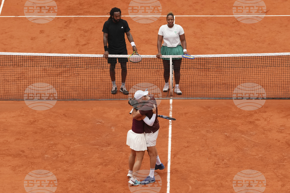 APTOPIX French Open Tennis
