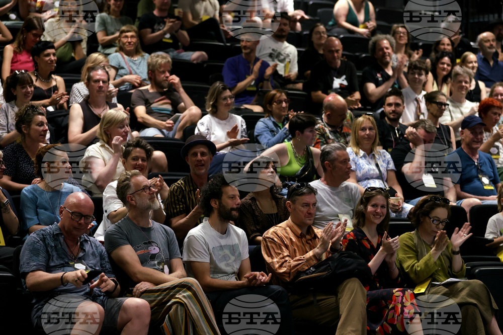 99-ата годишна среща на европейските центрове Trans Europe Halles (TEH) бе открита в София