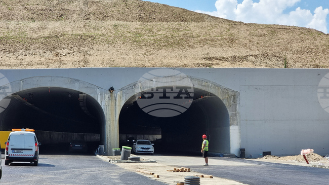 Пускат за движение модернизирания участък от пътя между Мездра и Лютидол, съобщиха от АПИ