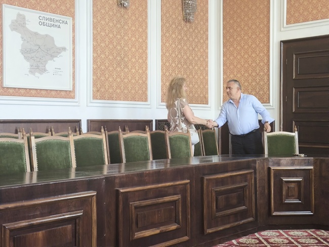 Община Сливен: Жители на общината се срещнаха с кмета Стефан Радев в приемния му ден 