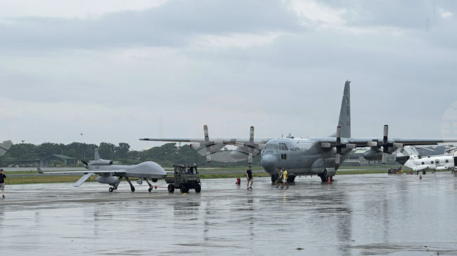Американски самолети със спомагателни функции ще бъдат разположени във френска военновъздушна база