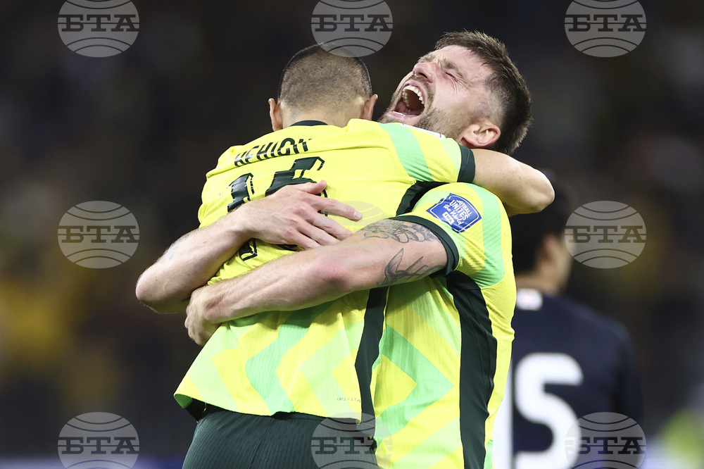 APTOPIX Australia Japan WCup Soccer