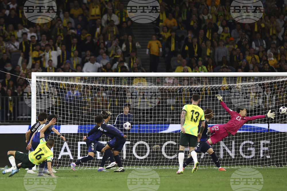 APTOPIX Australia Japan WCup Soccer