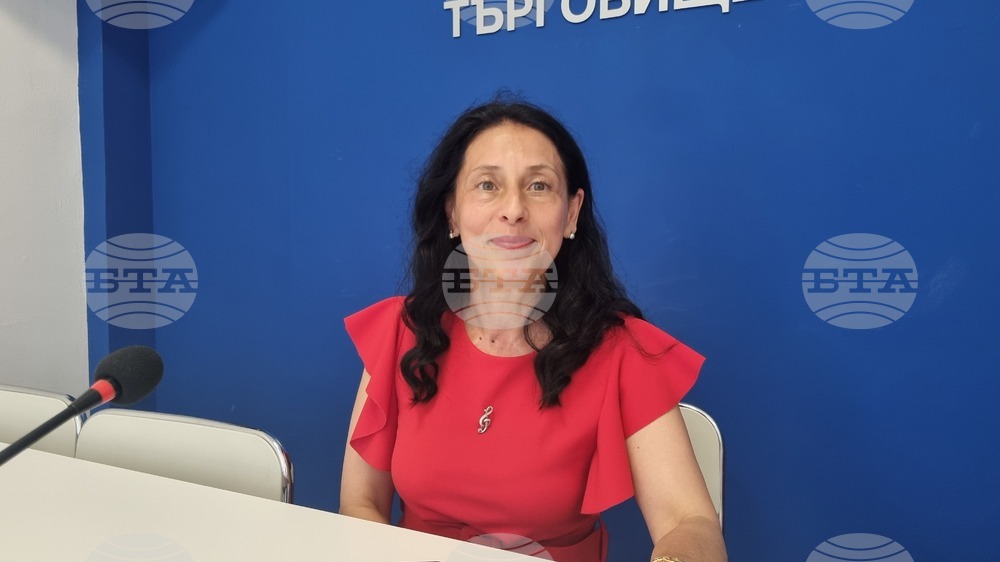 Диригентът на Духовия оркестър в Търговище Росица Бояджиева-Вълева е отличена с международна награда