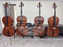 Казанлък - конкурс - лютиерство