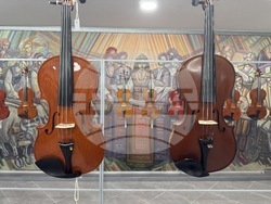 Казанлък - конкурс - лютиерство