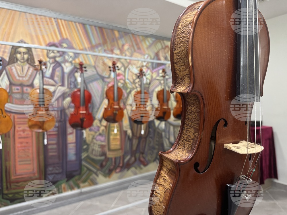 Казанлък - конкурс - лютиерство