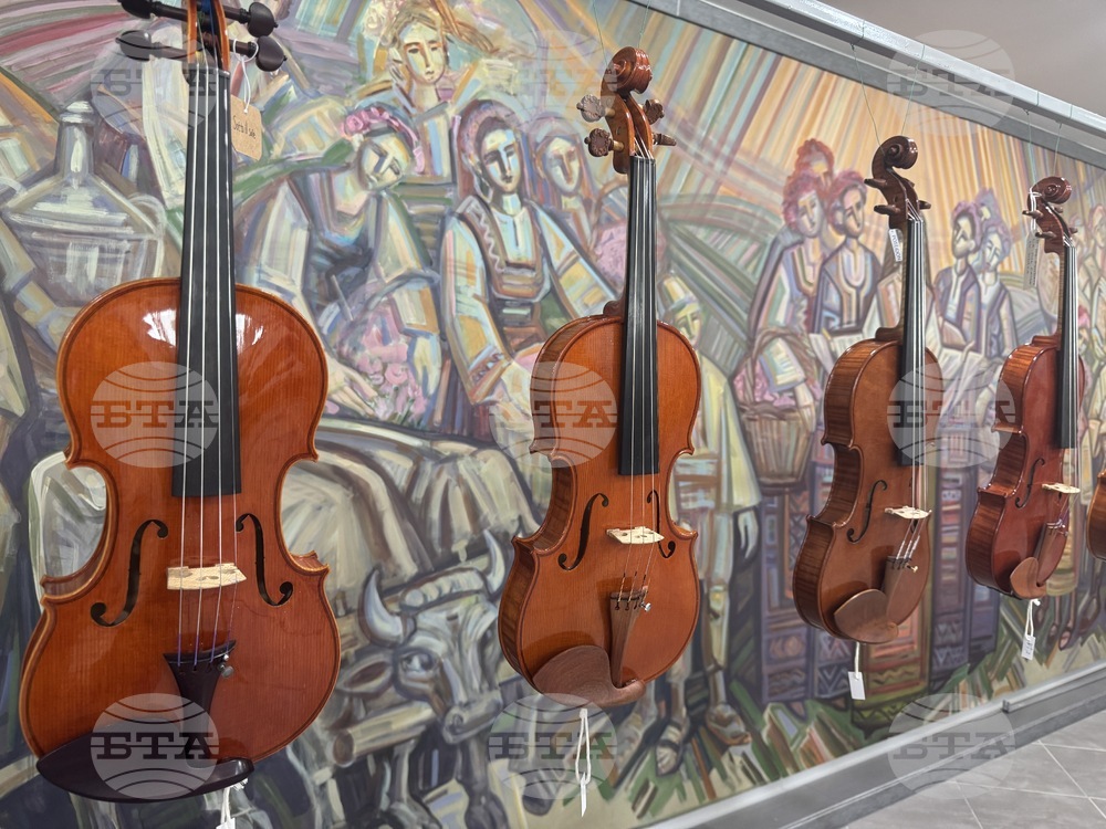 Казанлък - конкурс - лютиерство