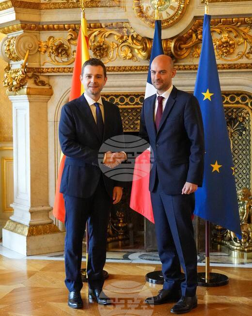 Министърът на външните работи на Северна Македония Тимчо Муцунски се е срещнал с френския си колега 