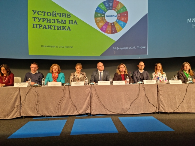 Министерството на туризма работи за утвърждаването на България като предпочитана дестинация за устойчив туризъм в четири сезона