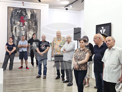 Плевен - изложба - Арт център