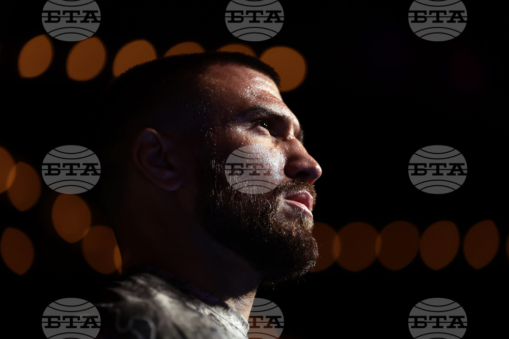 Boxing Lomachenko Retires