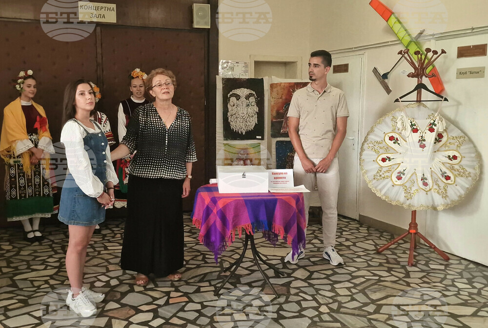 Търговище - Младежки дом - годишнина - фотоизложба