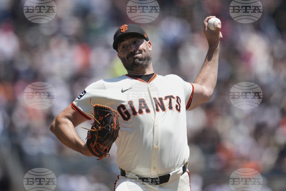 Padres Giants Baseball