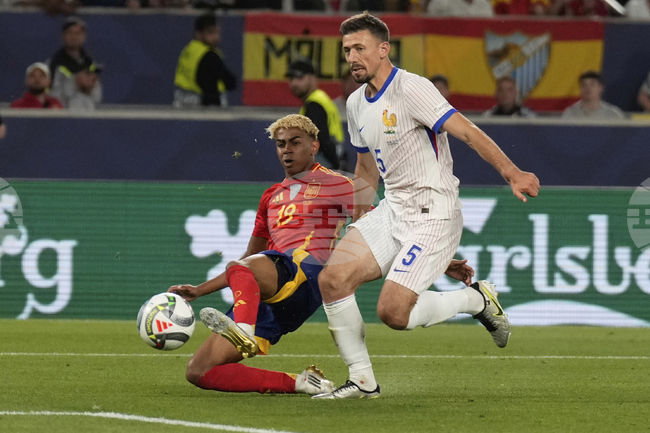 Френският защитник Клеман Ленгле: "Липсваше ни концентрация в моментите, в които ни вкараха голове"