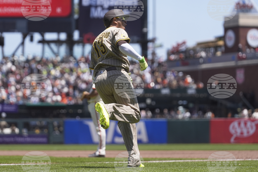 Padres Giants Baseball