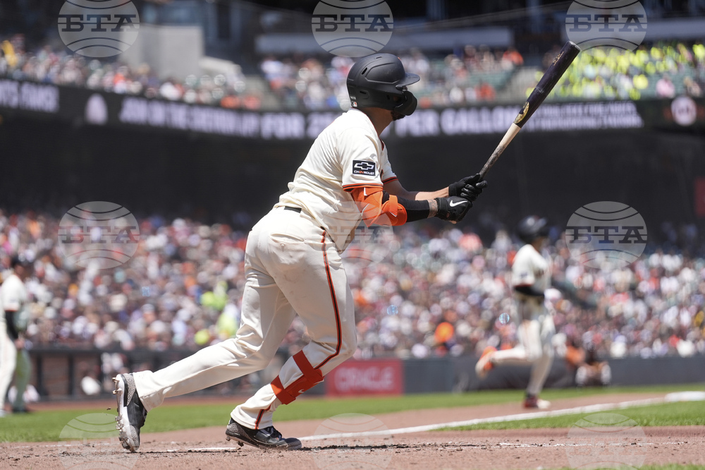 Padres Giants Baseball
