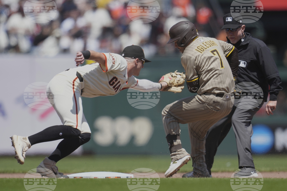 Padres Giants Baseball