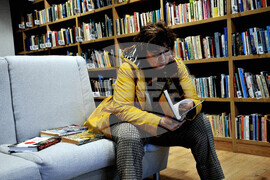 Бургас - библиотека - ежедневие