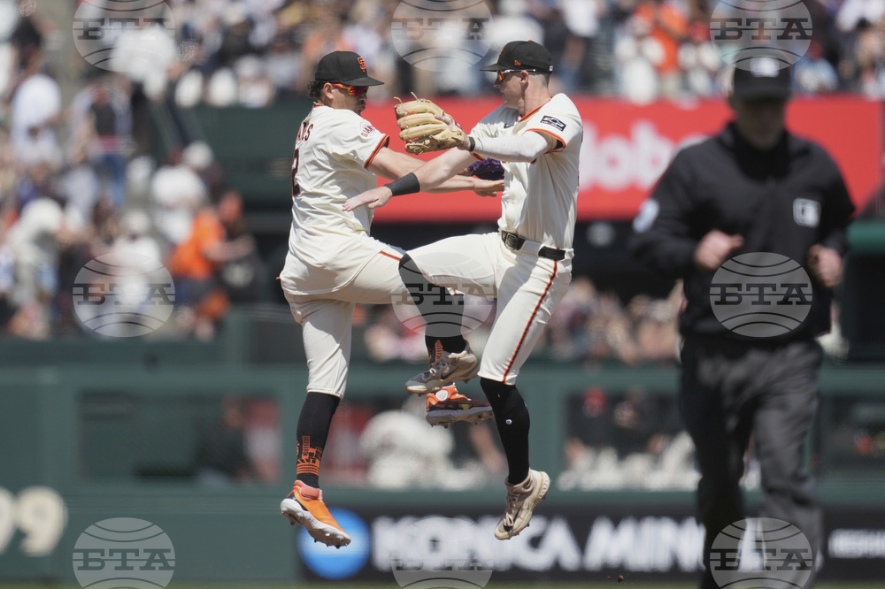 Padres Giants Baseball