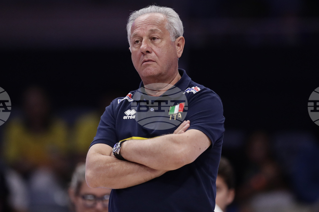 Треньорът Хулио Веласко изведе Италия до триумф във волейболната Лига на нациите за жени