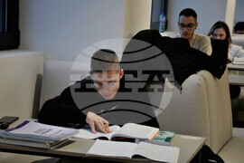 Бургас - библиотека - ежедневие