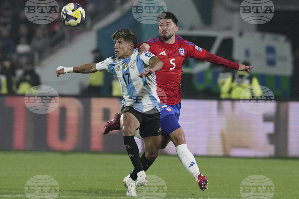 Chile Argentina WCup Soccer