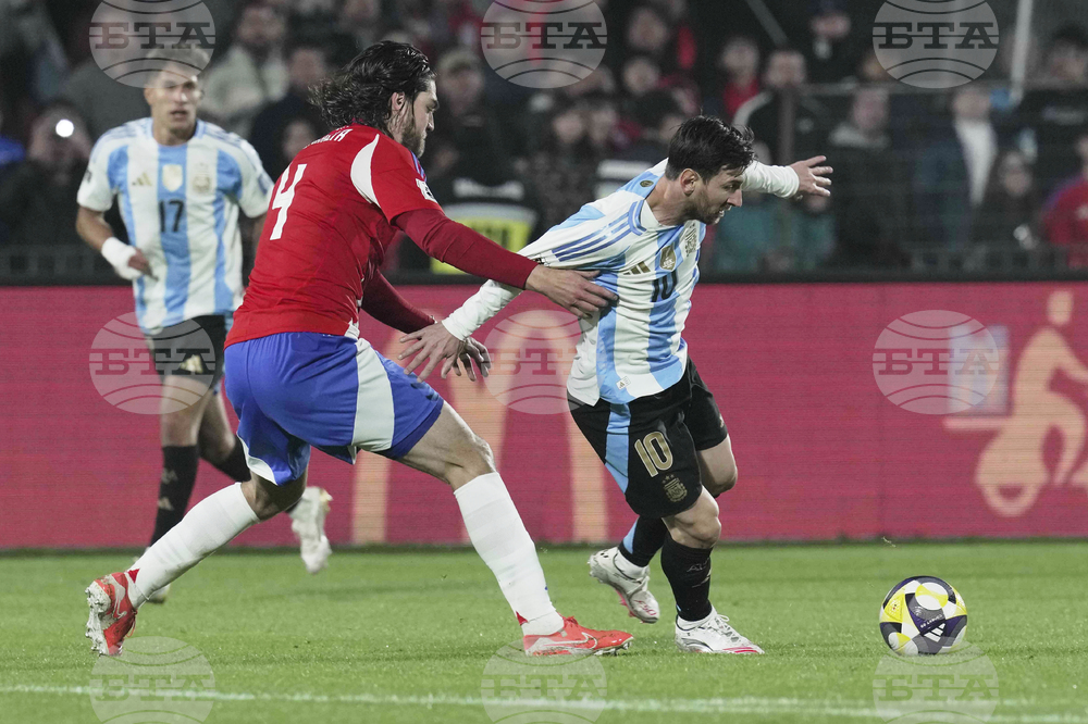 Chile Argentina WCup Soccer