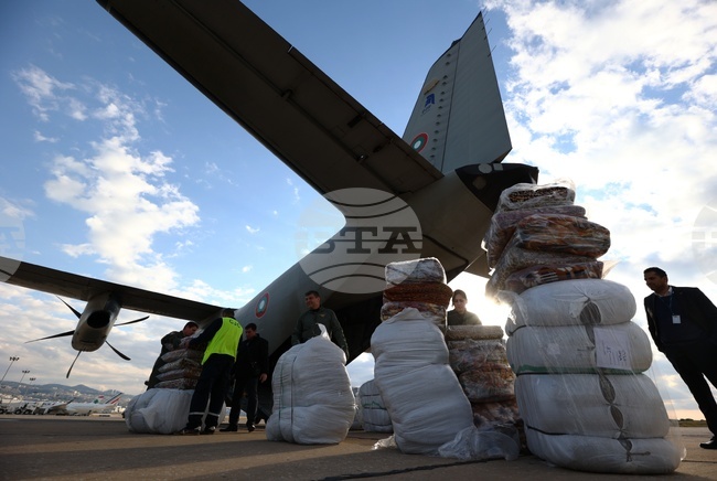 Ливан - самолет „Спартан“ - хуманитарна помощ - Сирия 