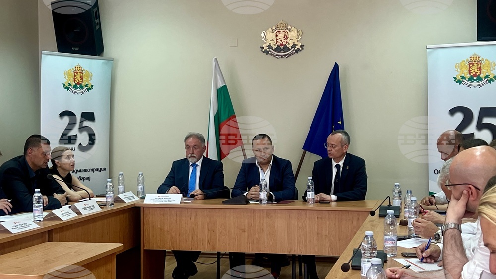 ОА Благоевград: На среща, организирана от областния управител, Електрохолд представи приоритетите си за развитие на мрежата и обслужване на клиентите