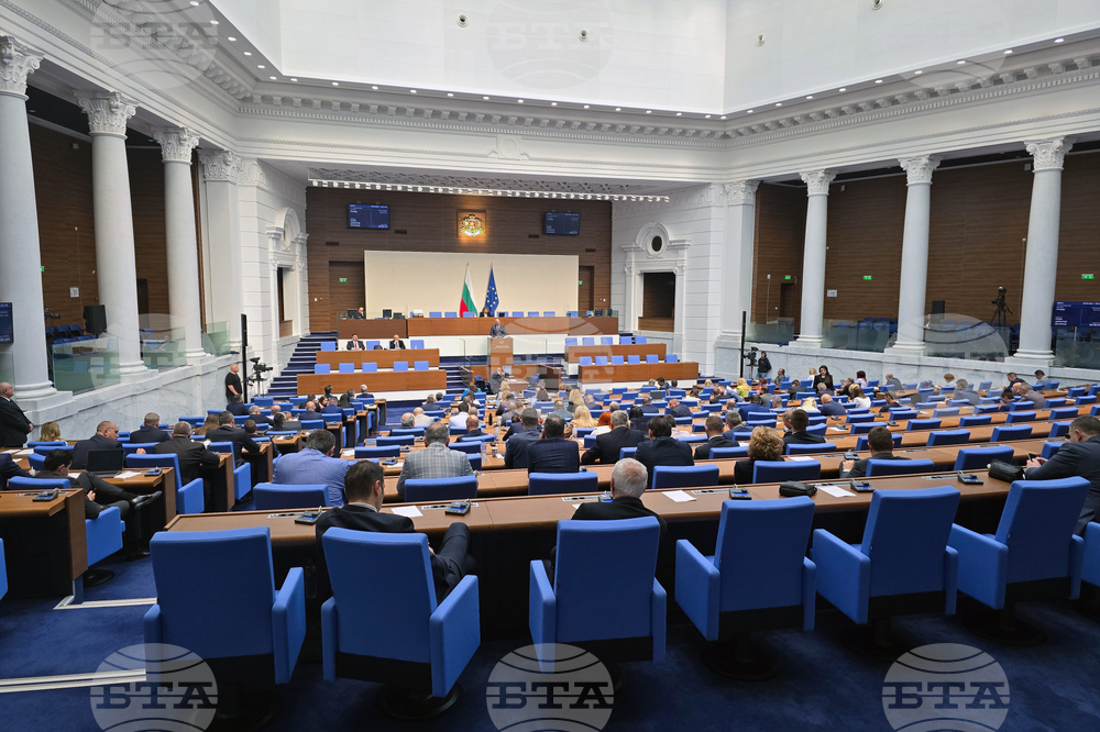 С блиц контрол започна заседанието на парламента