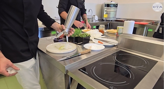 Рецепта за баница без глутен създадоха ученици от Мездра