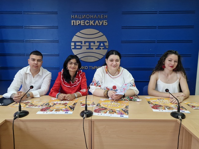 Пресконференция във връзка с 20-ия детски ромски фестивал "Отворено сърце" във Велико Търново