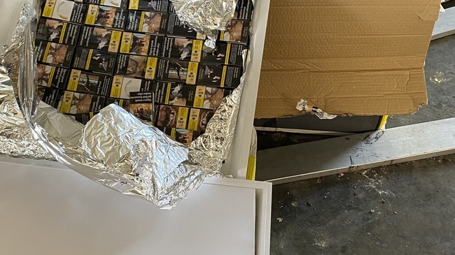Customs Officers Find Over 100,000 Illegal Cigarettes at Kapitan Andreevo Border Checkpoint