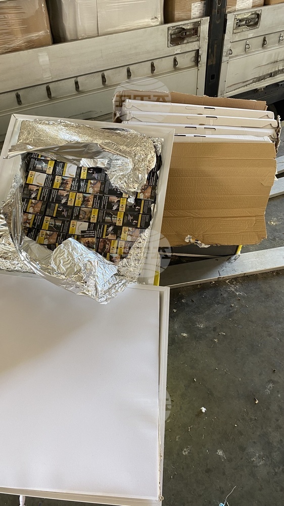 Customs Officers Find Over 100,000 Illegal Cigarettes at Kapitan Andreevo Border Checkpoint