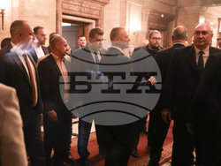 Народно събрание - кулоари - депутати