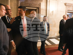 Народно събрание - кулоари - депутати