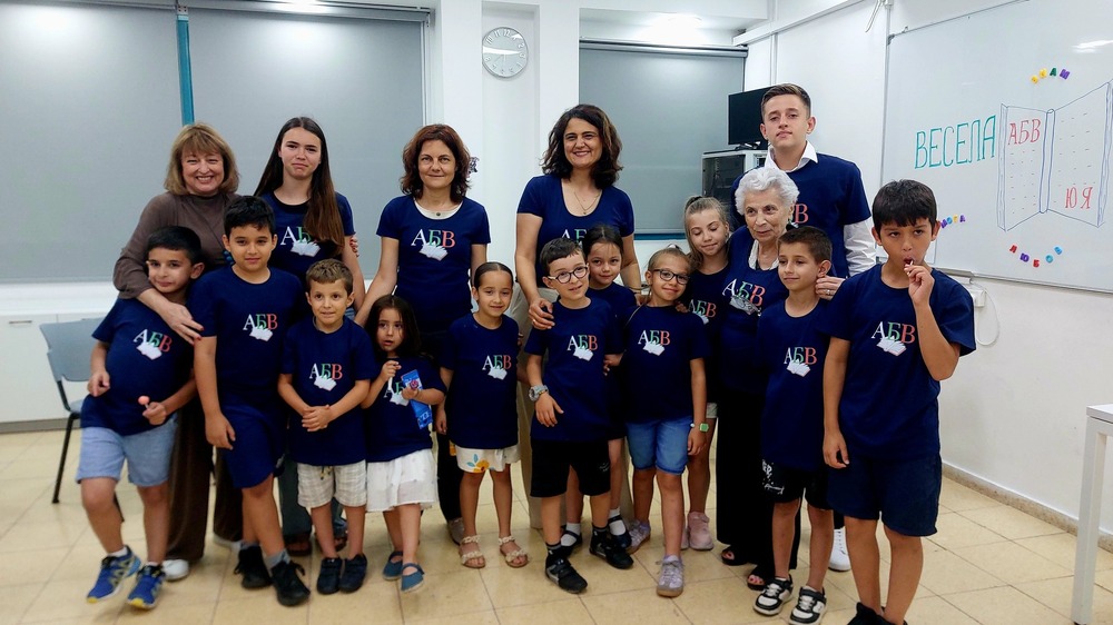 Училище „Патриарх Кирил“ в Израел отбеляза с церемония приключването на учебната 2024-2025 година