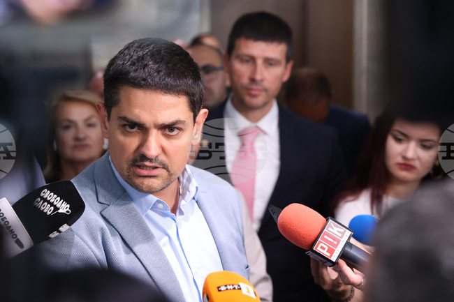 MECh Leader: MECh Is Only Opposition to Peevski and Borissov