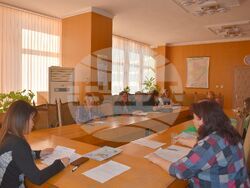 Снимка: Община Разград - заседание на Местната комисия за борба срещу противообществените прояви на малолетните и непълнолетните при Община Разград