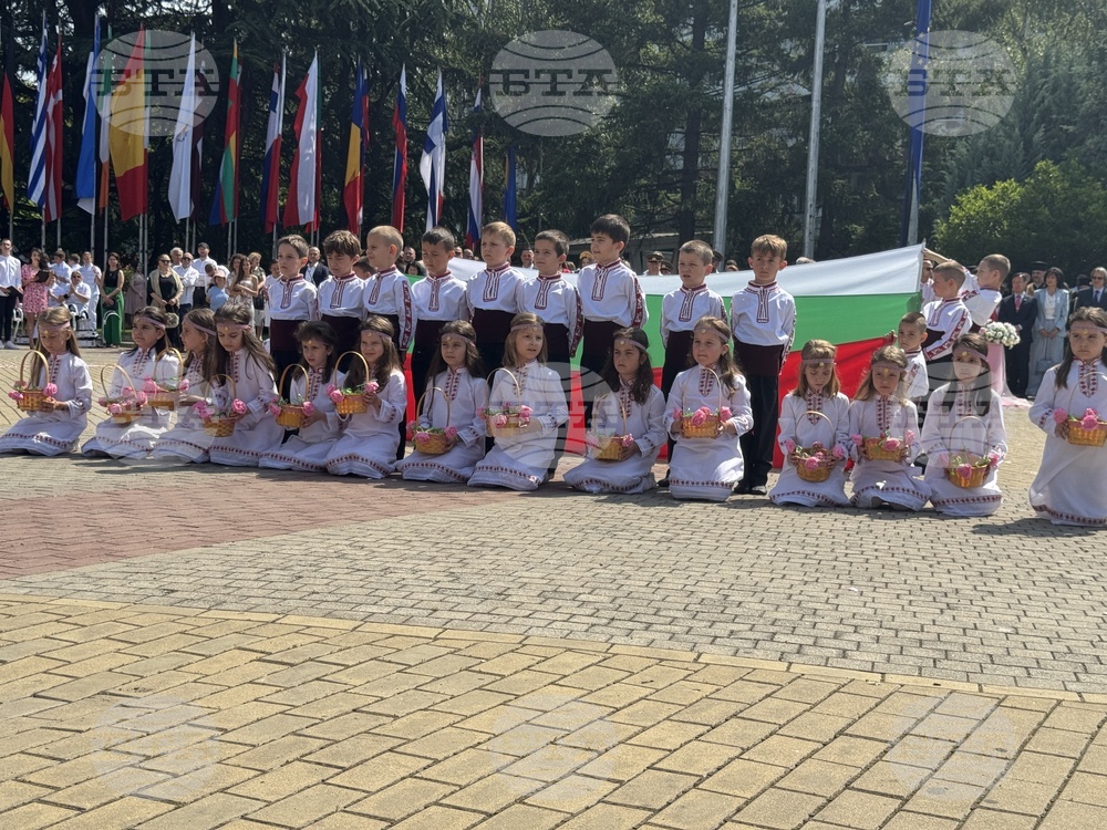 Kazanlak Launches 122nd Rose Festival with Solemn Ceremony
