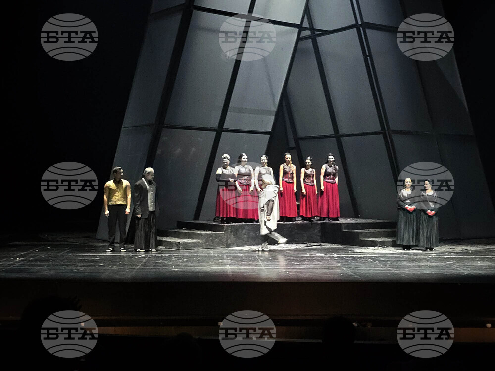 Софийската опера и балет вдигна нивото на истанбулския международен фестивал, каза пред БТА директорът на фестивала