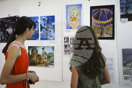 Конкурса "Вселената на длан" се провежда в зала Планетариум на НАОП "Николай Коперник" – Варна.