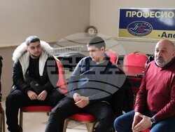 Снимка: Община Хасково -  Дискусия на ученици от ПГТ "Александър Паскалев" с психолога Красимир Иванов 