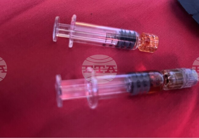 Полицаи задържаха шуменец за притежание на три вида наркотици