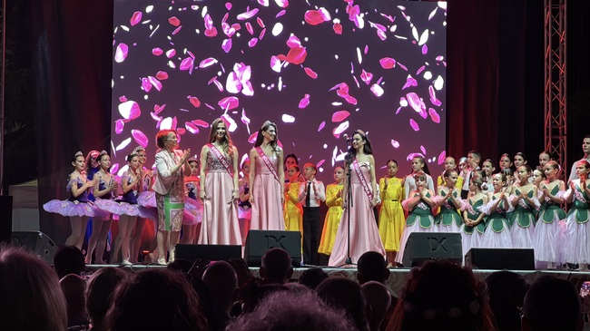 Maria Shamburova Crowned as Kazanlak’s 57th Rose Queen