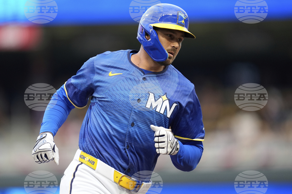 Blue Jays Twins Baseball