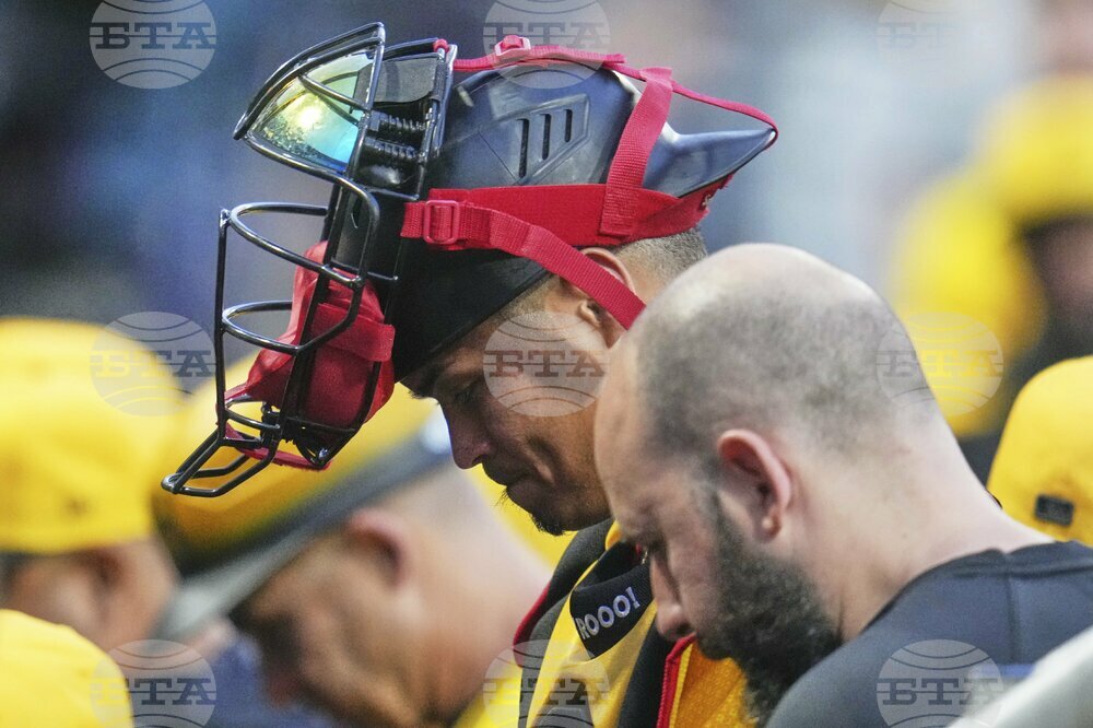 Phillies Pirates Baseball