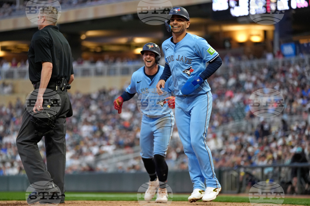 Blue Jays Twins Baseball